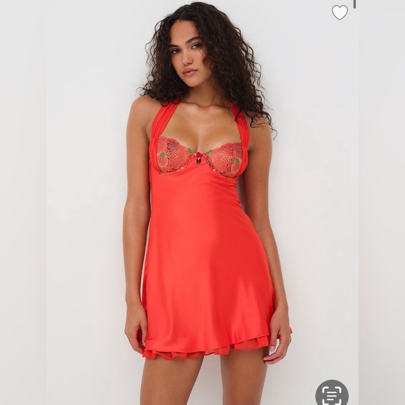 Victoria's Secret Other - NWT VICTORIA SECRET ❤️NIGHTIE